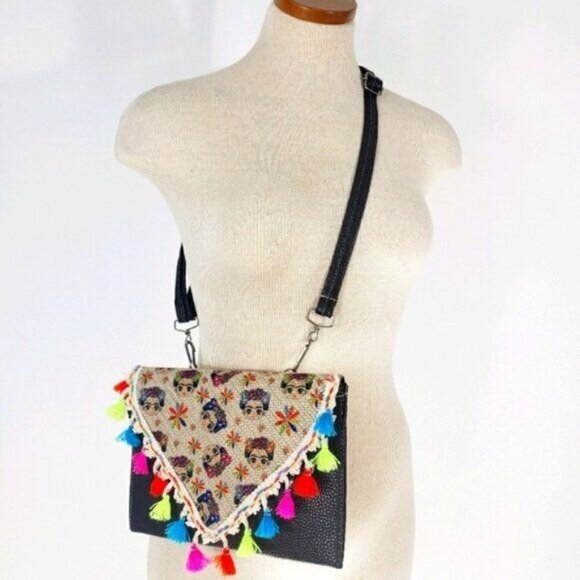 Frida Kahlo Mexican Artesanal Crossbody/Cl… - Picture 2 of 10